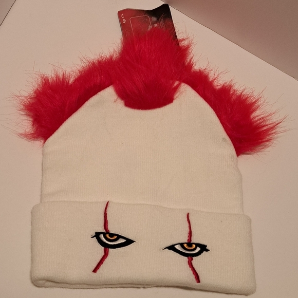 Warner Bros. Other - Pennywise adult beanie, one size, NWT